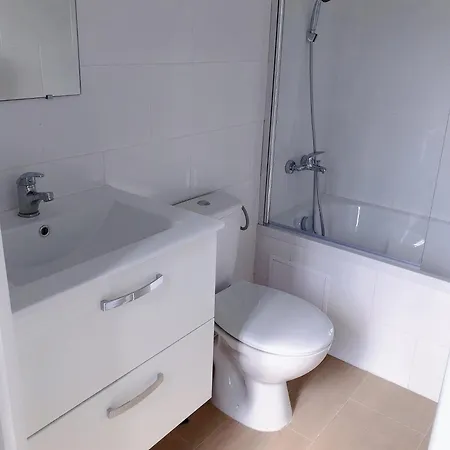petite maison avec jardin dans banlieue de Paris Cormeilles-en-Parisis Extérieur photo